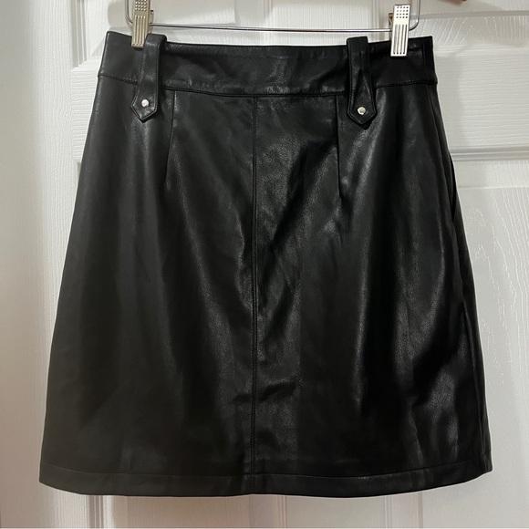 7 For All Mankind Black Vegan Leather Mini Skirt with Zipper Detail • Size Small - Picture 3 of 9